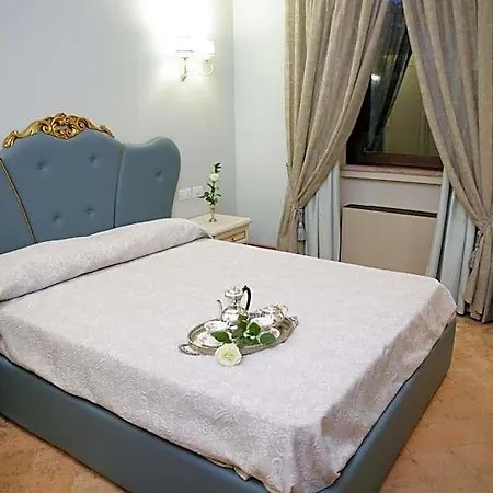 Otel Floridiana 4*